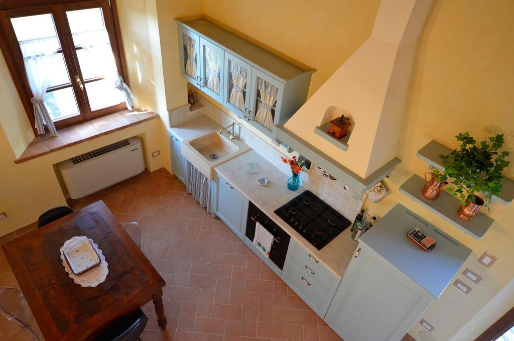 Gasthaus Mommialla Gambassi Terme Zimmer foto