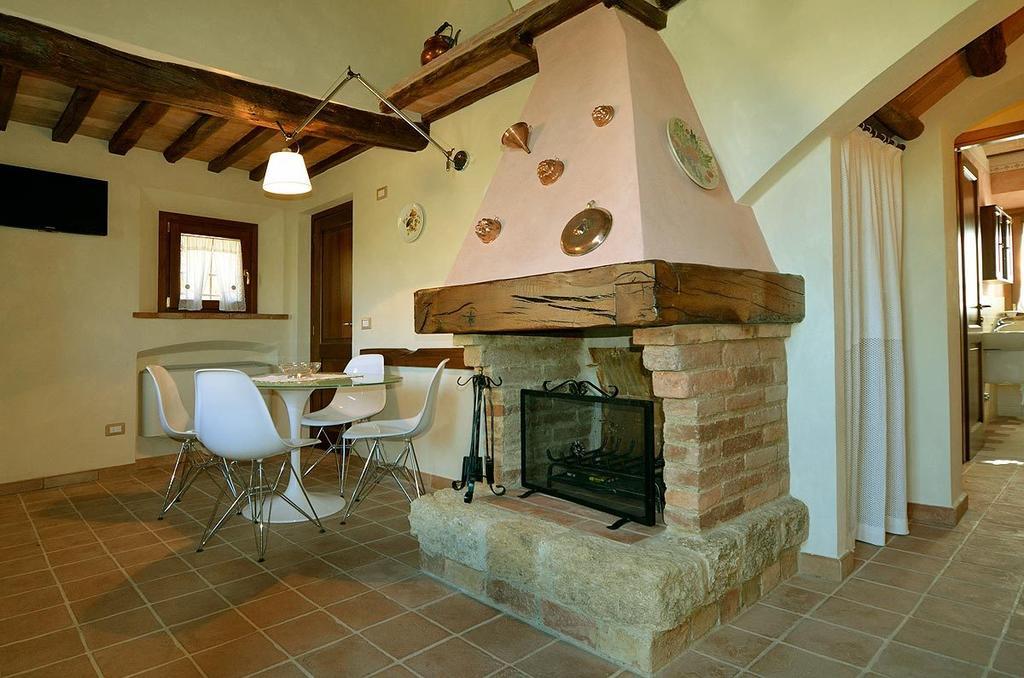 Gasthaus Mommialla Gambassi Terme Zimmer foto