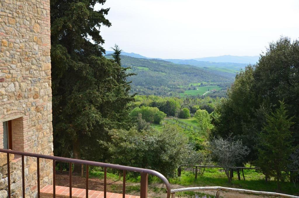 Gasthaus Mommialla Gambassi Terme Exterior foto